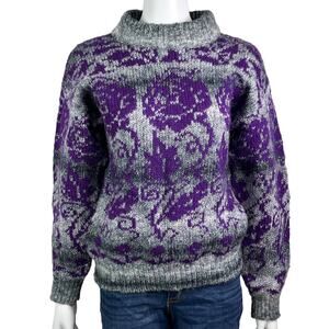 Evian Ltd. Vintage Knitted Floral Sweater Sizez Medium